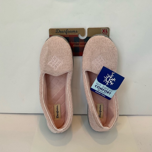 NWT Womens Dearfoams slippers - Picture 3 of 3